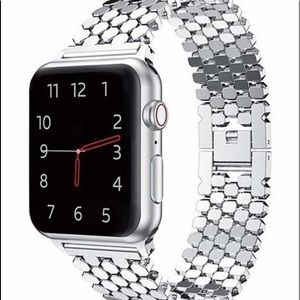 NWT UNIQUE SILVER APPLE WATCH BAND